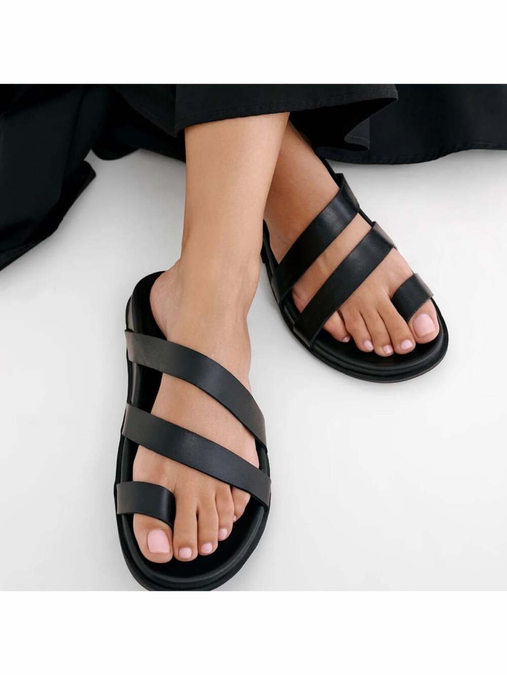 Marcella Drew Black Leather Toe-Loop Sandals